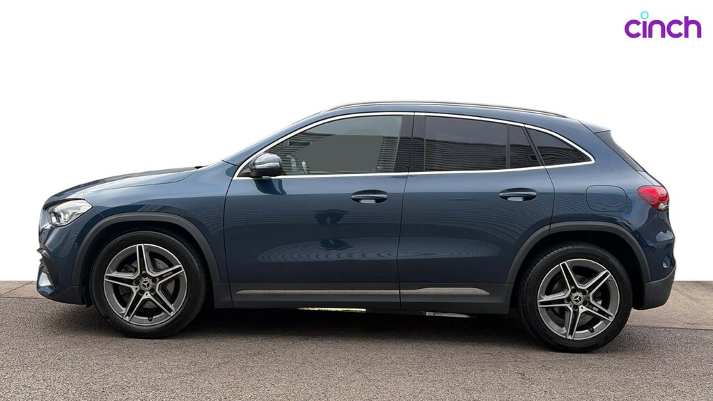 Mercedes-Benz GLA Class Gla 180 Amg Line Premium Black #6