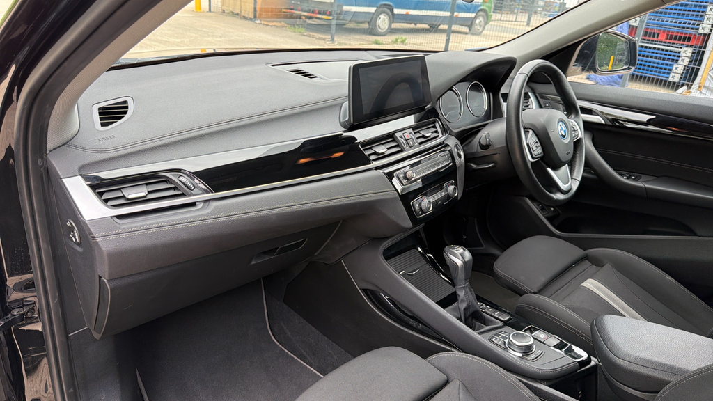 BMW X2 X2 Sdrive18i Sport 1.5  #10