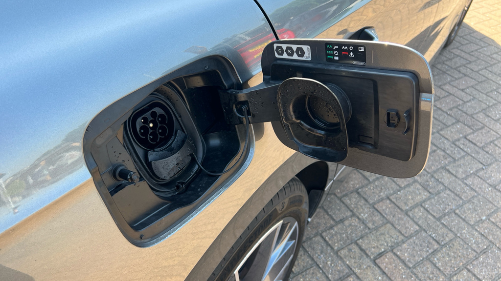 Skoda ENYAQ Edition Silver #31