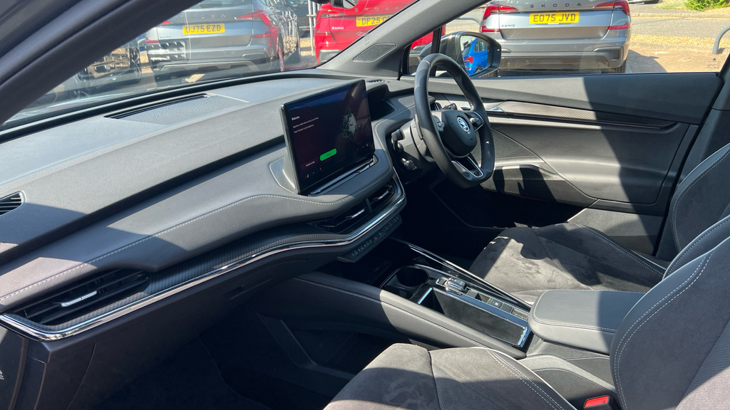 Skoda ENYAQ Edition Silver #10