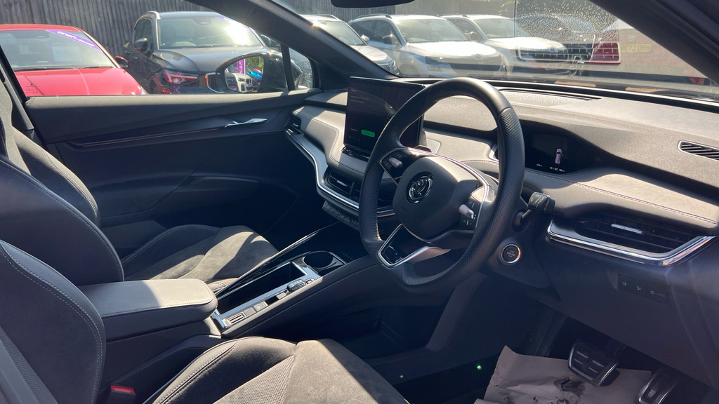 Skoda ENYAQ Edition Silver #9