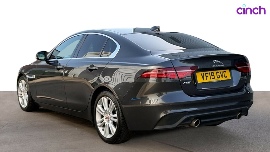 Jaguar XE 2.0 R-sport 198 Bhp Red #6