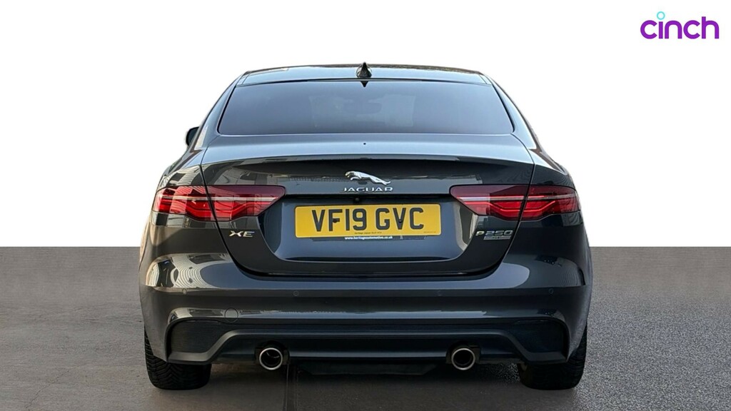 Jaguar XE 2.0 R-sport 198 Bhp Red #5