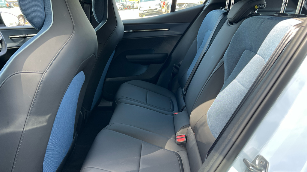 Volvo EX30 Ultra, Twin Motor Performance Panoramic Sunroof Grey #17
