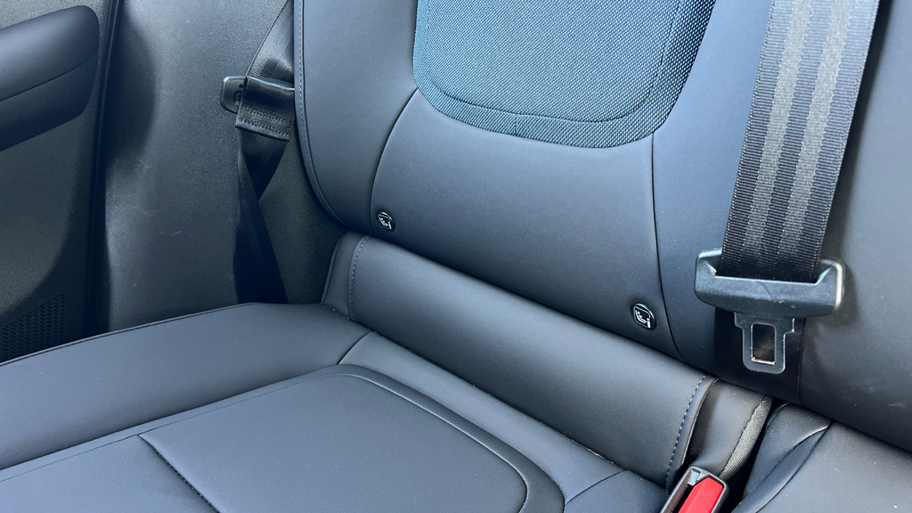 Volvo EX30 Ultra, Twin Motor Performance Panoramic Sunroof Grey #36