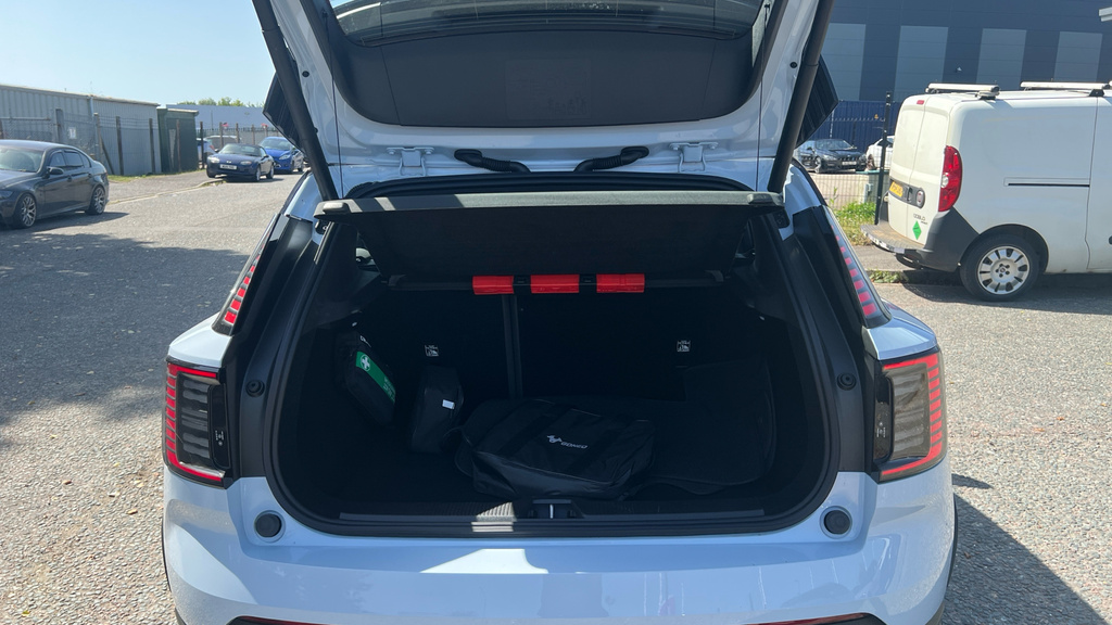 Volvo EX30 Ultra, Twin Motor Performance Panoramic Sunroof Grey #18