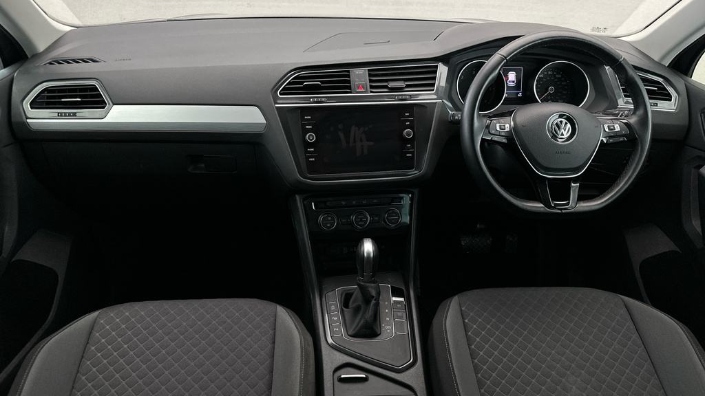 Volkswagen Tiguan Se  #15