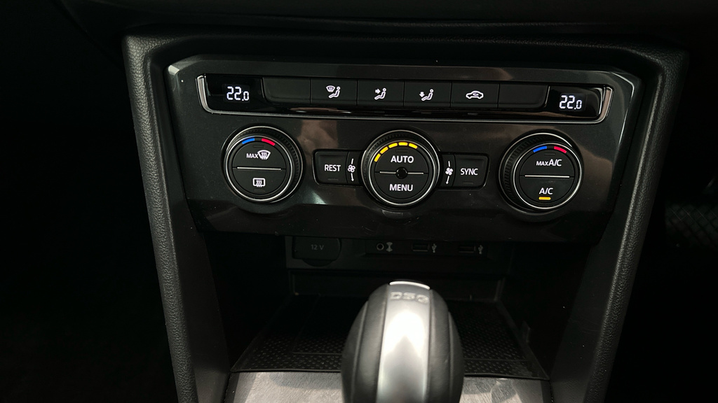 Volkswagen Tiguan Se  #13