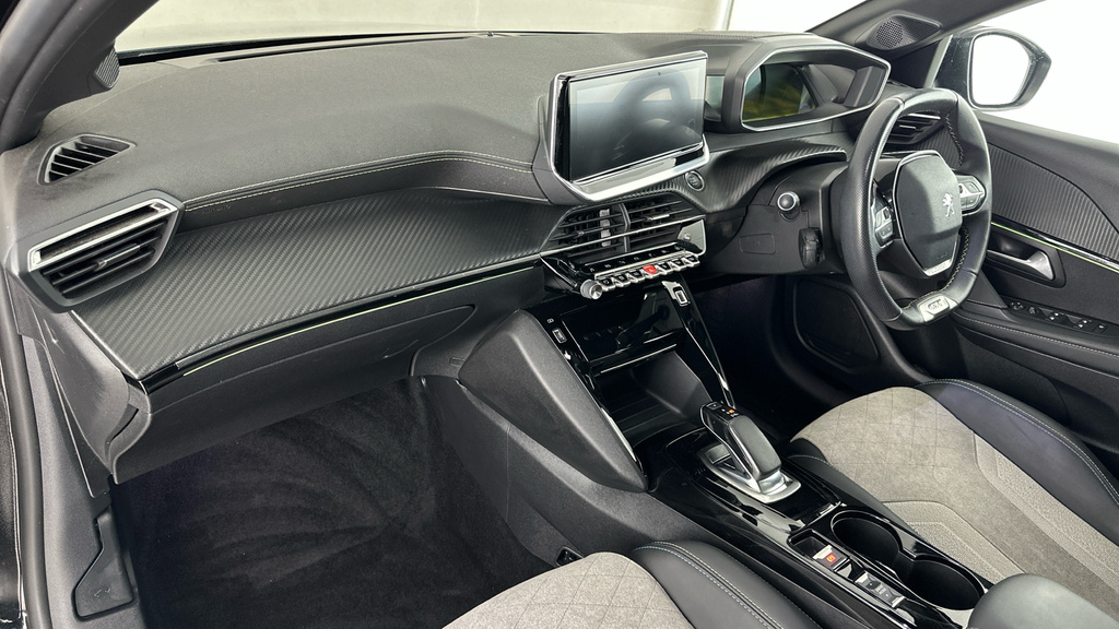 Peugeot e-208 50Kwh Allure Premium  #13