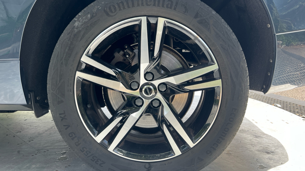 Volvo XC60 Xc60 Momentum B5 Mhev Black #23