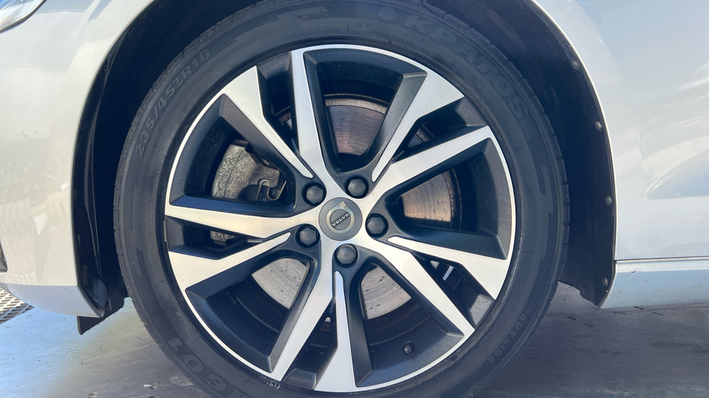 Volvo S60 Volvo S60 R-design B5 Mhev Grey #24
