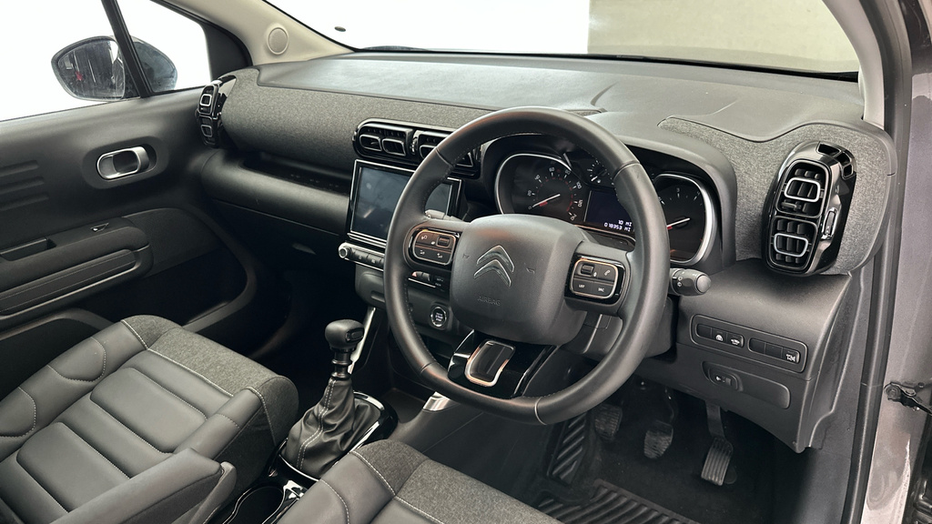 Citroen C3 Aircross 1.2 Puretech Shine Suv Red #9
