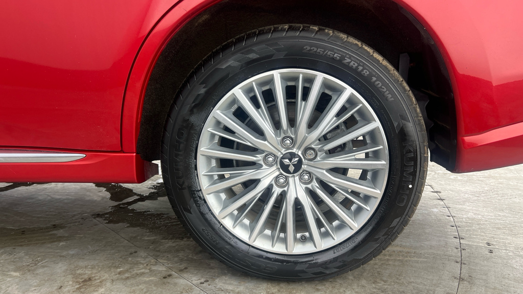 Mitsubishi Outlander 2.0 Design Cvt White #29