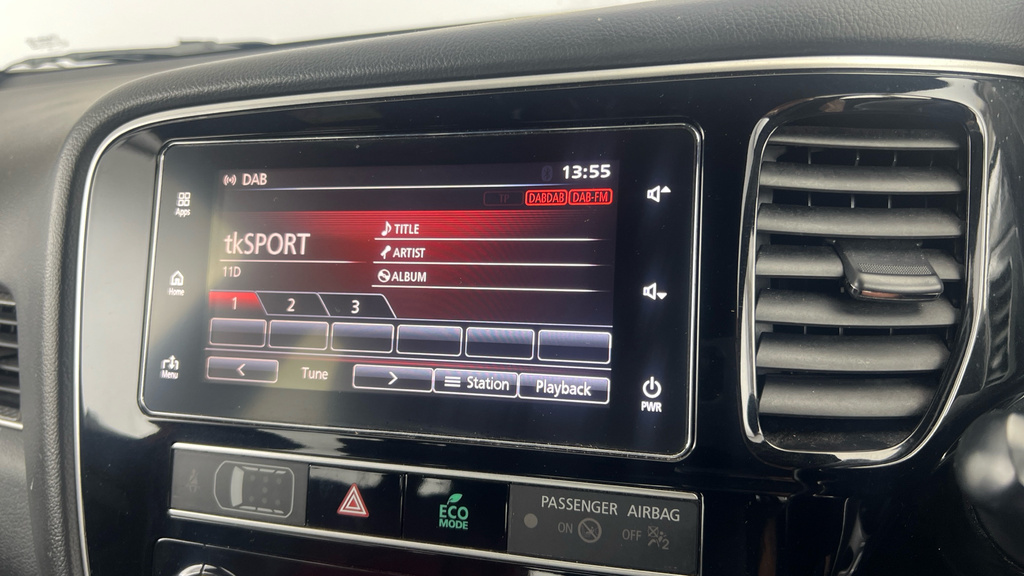 Mitsubishi Outlander 2.0 Design Cvt White #16