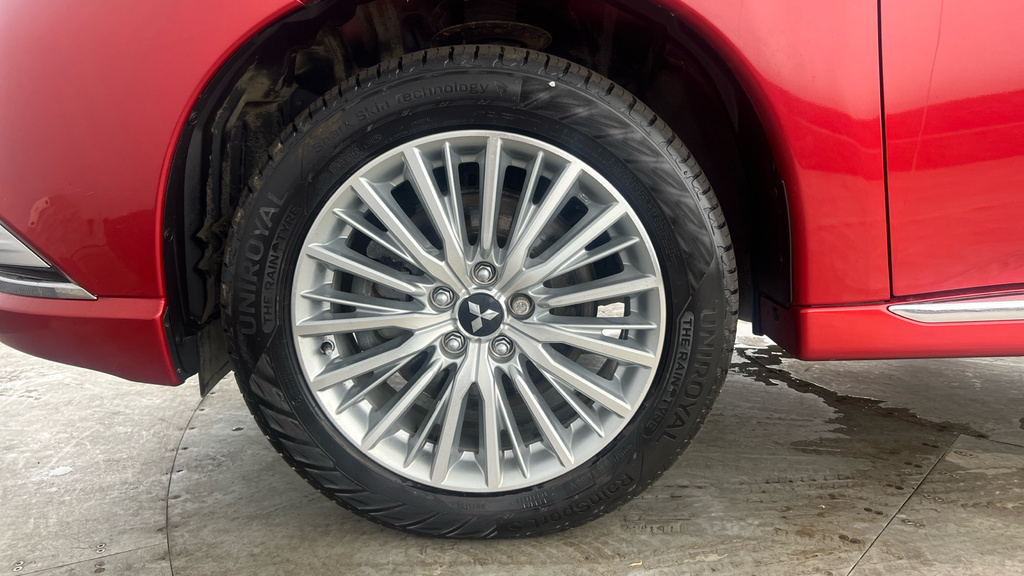Mitsubishi Outlander 2.0 Design Cvt White #28