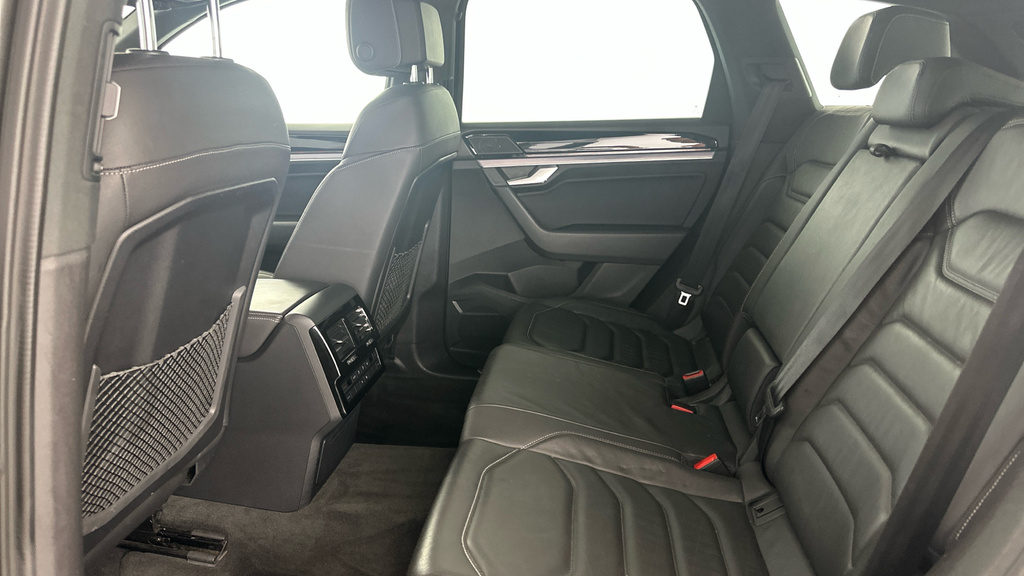 Volkswagen Touareg R-line Tech Black #20