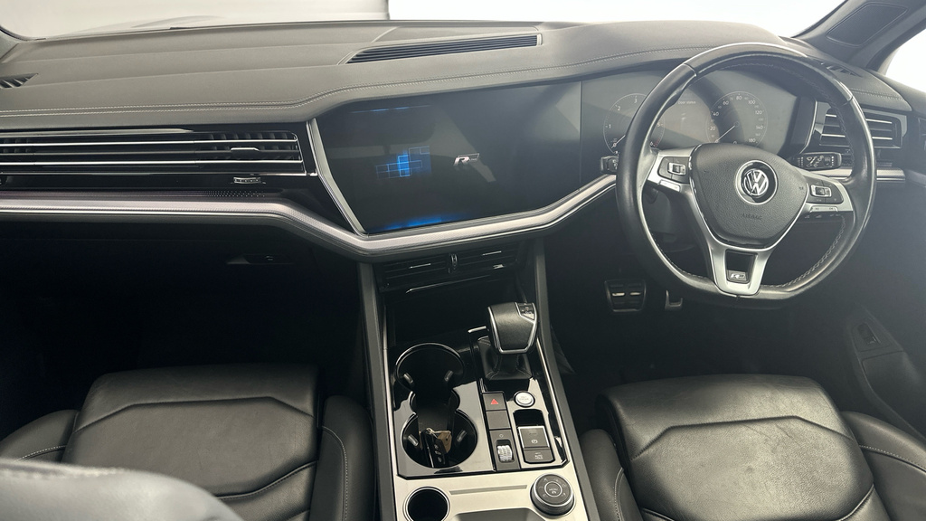 Volkswagen Touareg R-line Tech Black #11