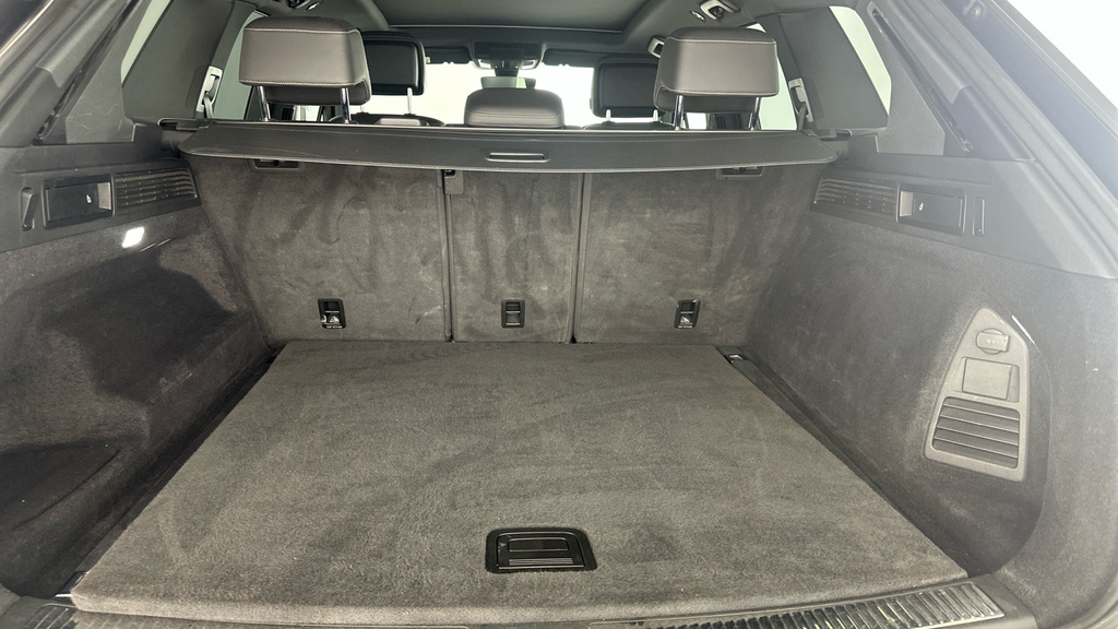 Volkswagen Touareg R-line Tech Black #21