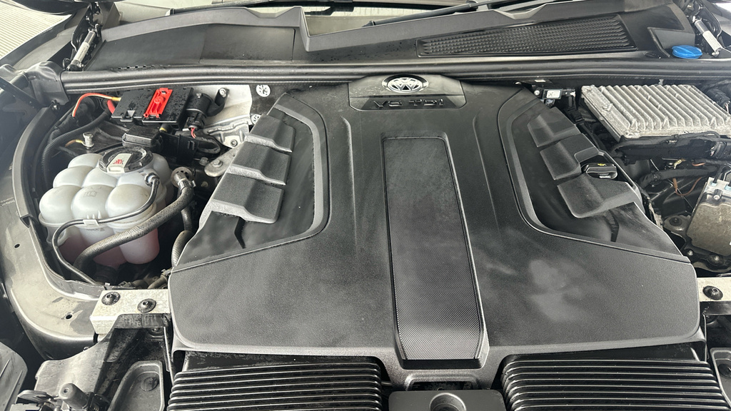 Volkswagen Touareg R-line Tech Black #22