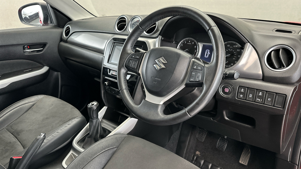 Suzuki Vitara Suv 1.6 Kuro Euro 6 Ss 201867 White #11