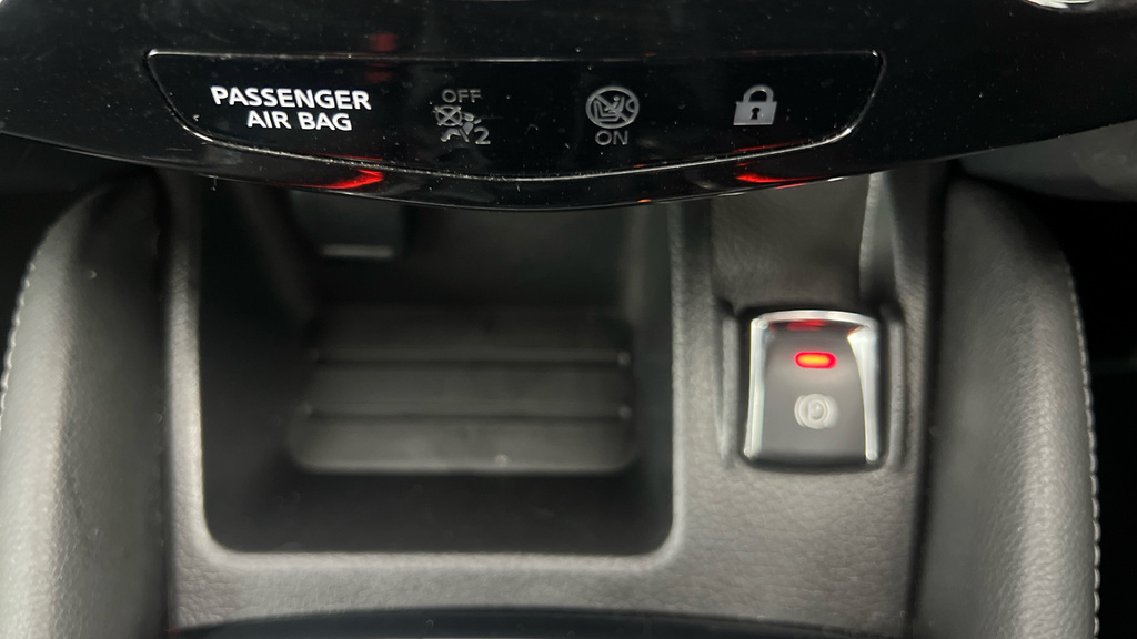 Nissan Qashqai N-connecta Grey #10