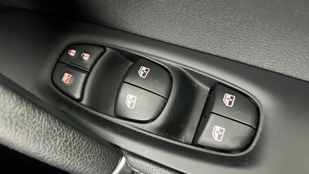 Nissan Qashqai N-connecta Grey #14