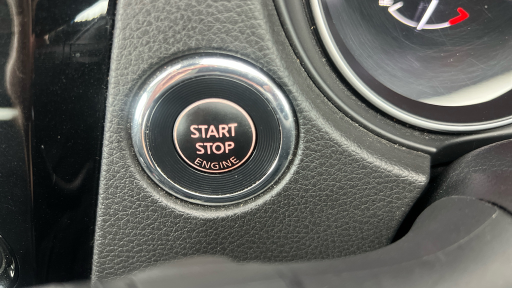 Nissan Qashqai N-connecta Grey #11