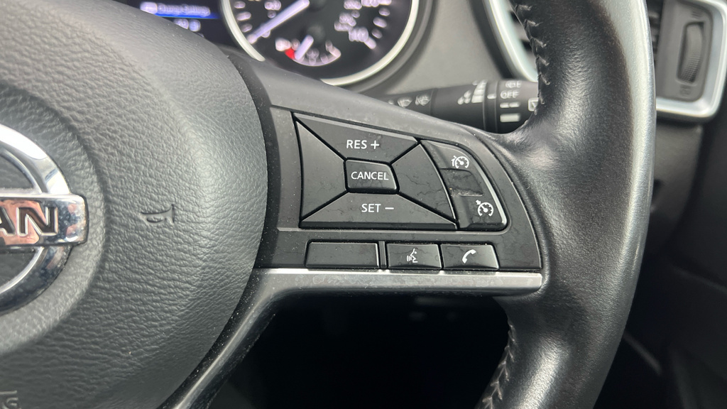 Nissan Qashqai N-connecta Grey #17
