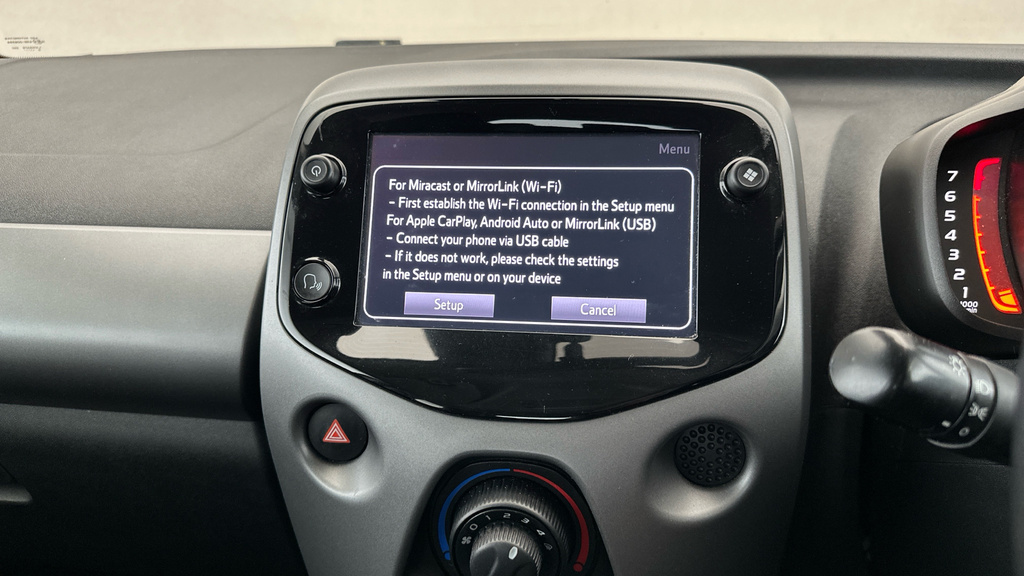 Toyota Aygo X X-trend Red #14