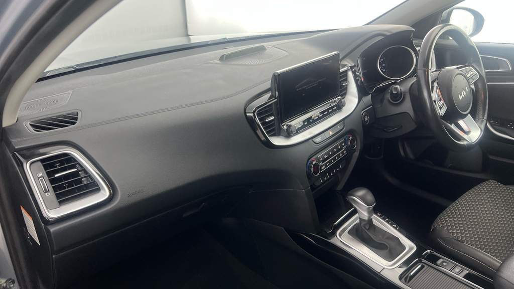 Kia Xceed 1.6 Gdi 8.9Kwh 4 Dct Euro 6 Ss  #10