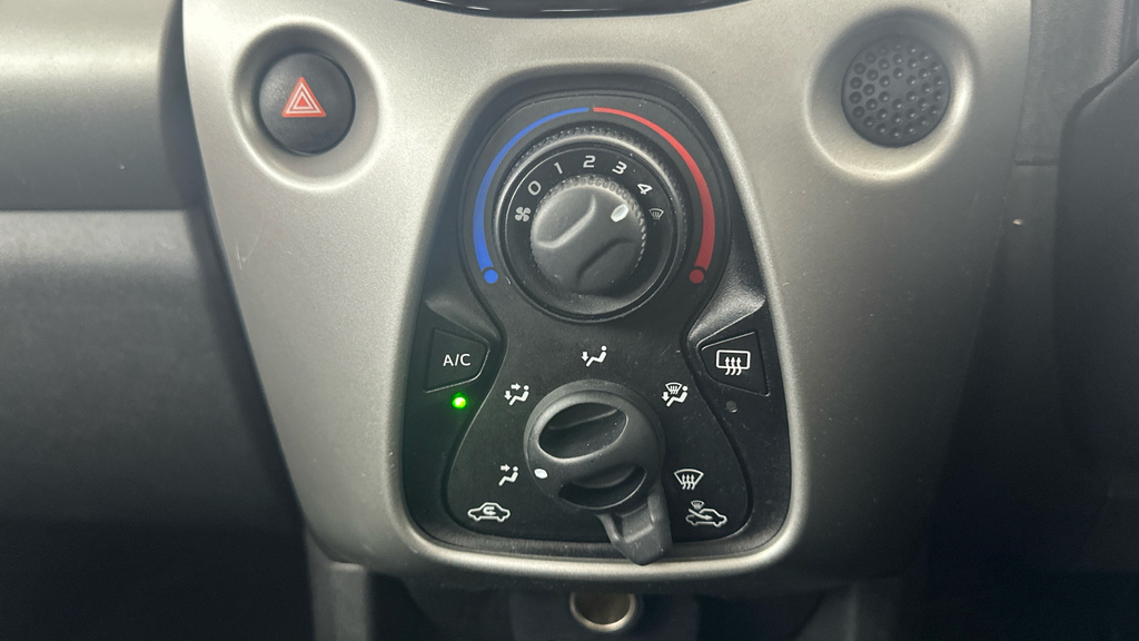 Peugeot 108 1.2 Puretech Allure  #12