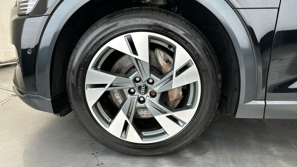 Audi E-tron Sport 50 Quattro 230,00 Kw Grey #23