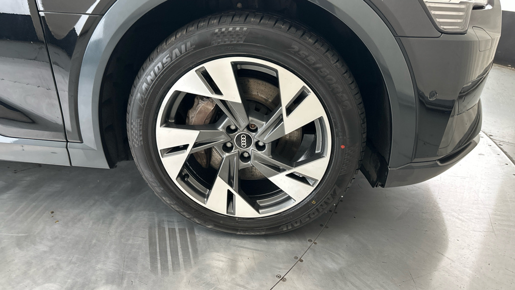 Audi E-tron Sport 50 Quattro 230,00 Kw Grey #26