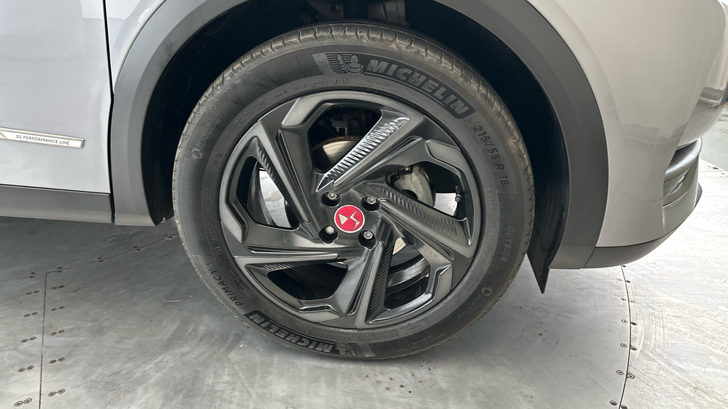 DS DS 3 Crossback 1.2 Puretech Rivoli Crossback Eat8 Euro 6 Ss Black #25