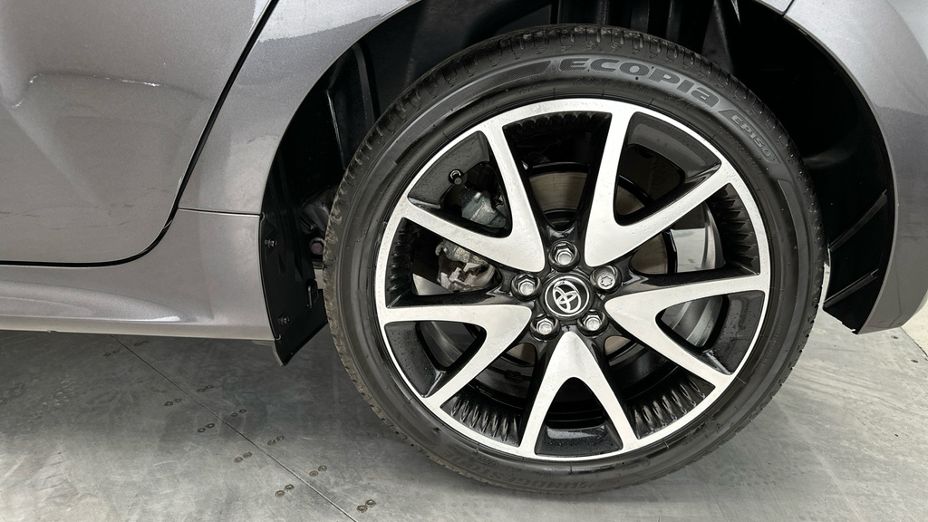 Toyota Yaris 1.5L Design Grey #24