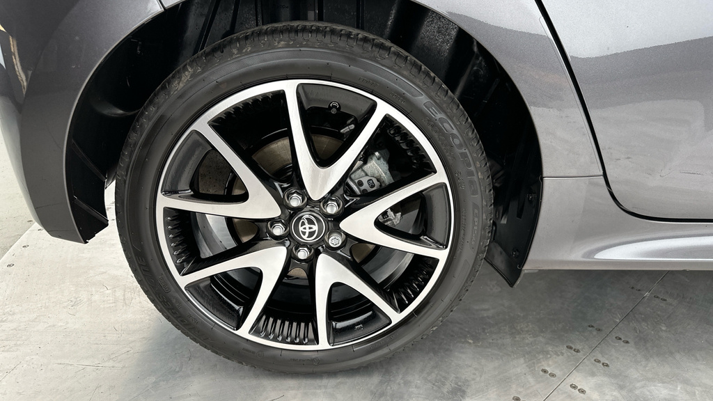 Toyota Yaris 1.5L Design Grey #25