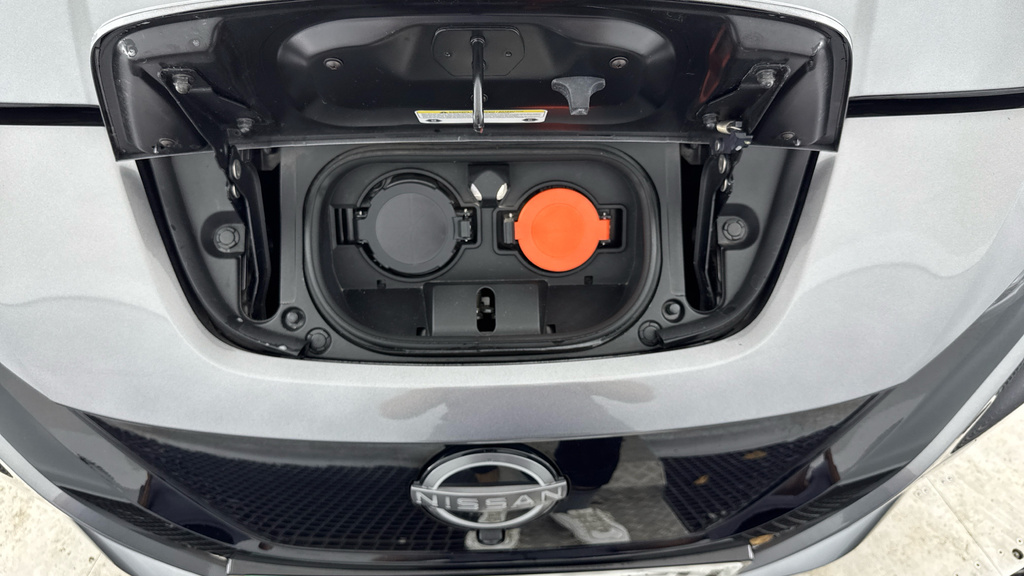 Nissan Leaf 110Kw N-connecta 39Kwh White #21