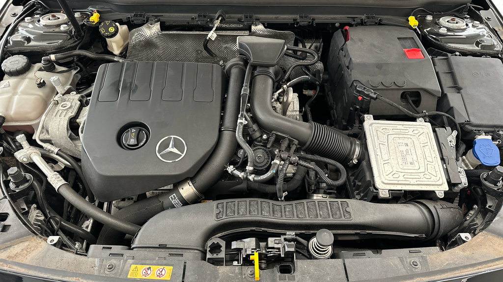 Mercedes-Benz A Class 1.3 A250e 15.6Kwh Amg Line Edition Premium Plus Grey #23