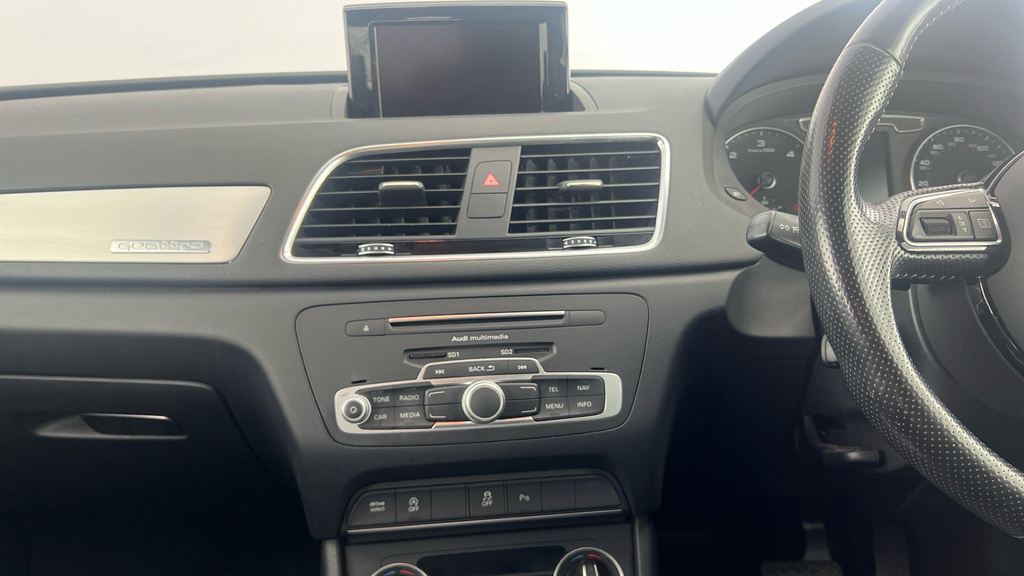 Audi Q3 2016 2.0 Tdi S Line Plus Suv S Tronic Q Black #21