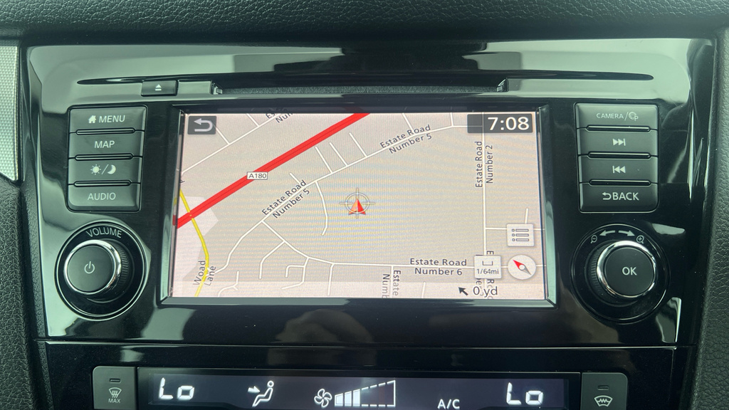 Nissan Qashqai Acenta Premium Black #21