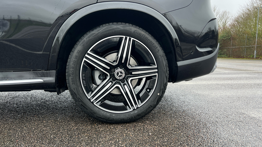 Mercedes-Benz GLC Class 300E 4Matic Amg Line Prem Plus 9G-tronic Black #24