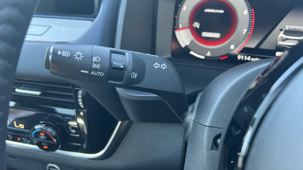 Nissan Qashqai N-connecta White #30