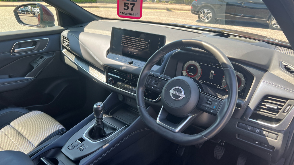 Nissan Qashqai N-connecta White #9
