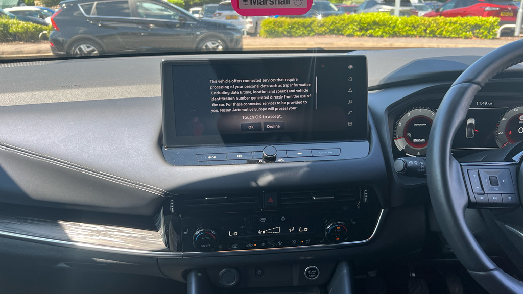 Nissan Qashqai N-connecta White #12