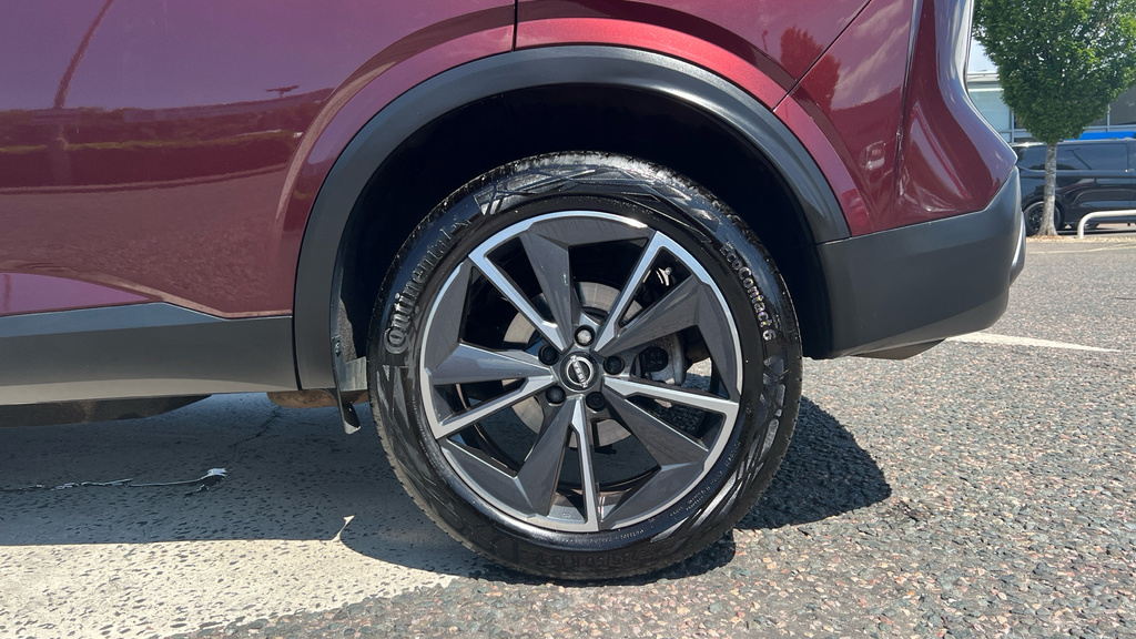 Nissan Qashqai N-connecta White #19