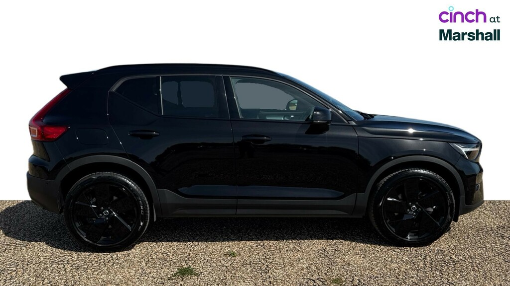 Volvo XC40 Plus, B3 Mild Hybrid, Dark  #2