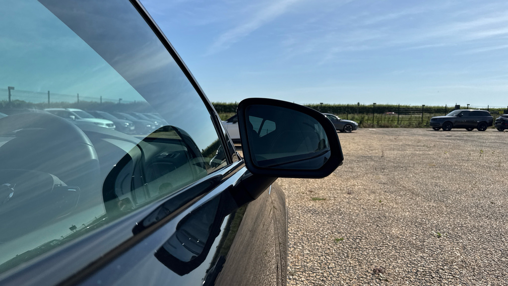 Volvo XC40 Plus, B3 Mild Hybrid, Dark  #41