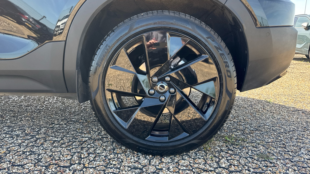 Volvo XC40 Plus, B3 Mild Hybrid, Dark  #19