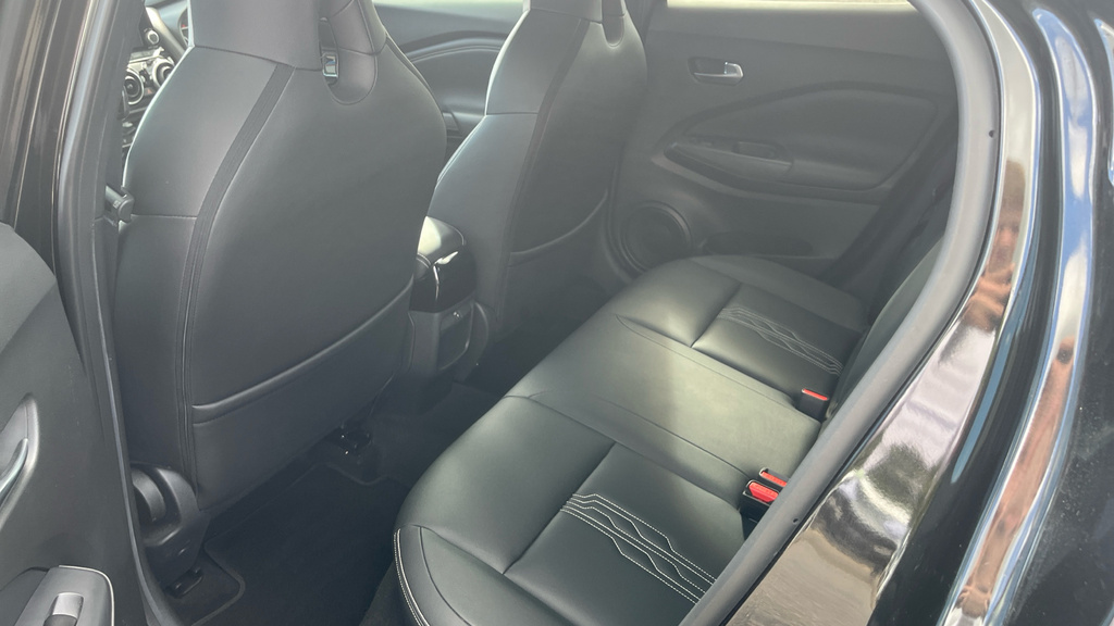 Nissan Juke 1.0 Dig T Tekna Suv Dct Ss Black #18