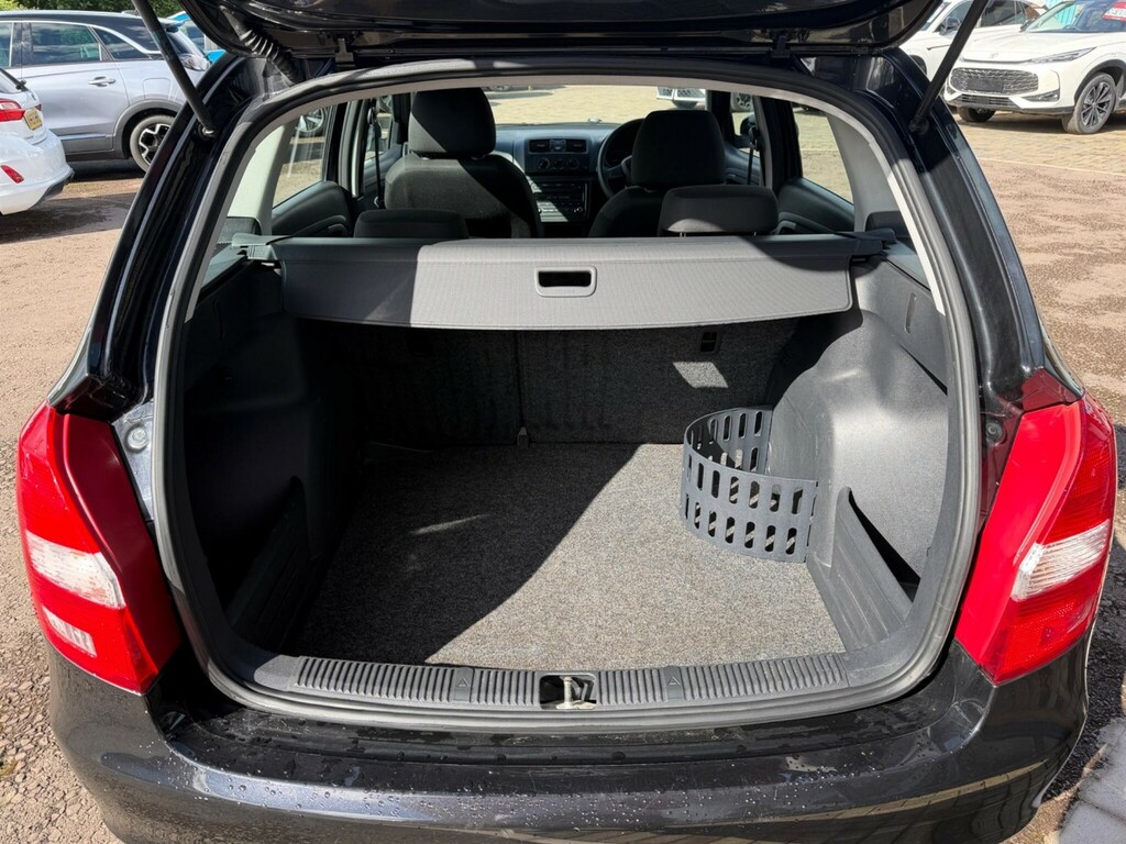 Skoda Fabia 1.6 Tdi Se Euro 5 Black #4